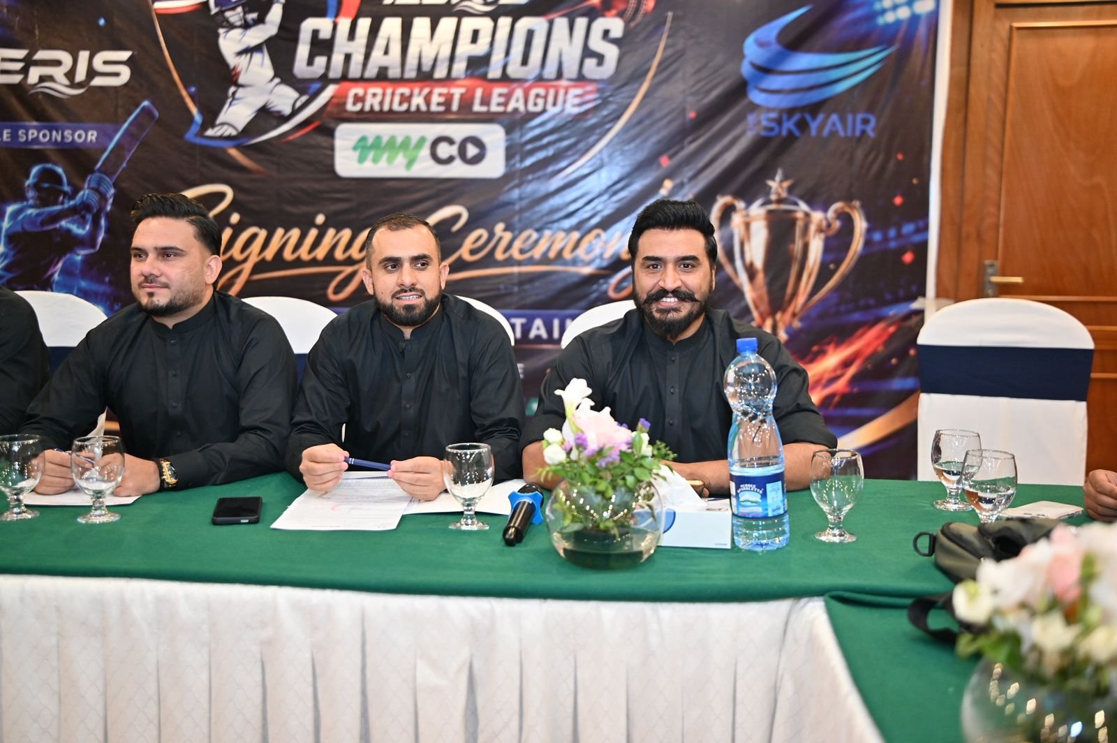 Signing Ceremony Photo 8