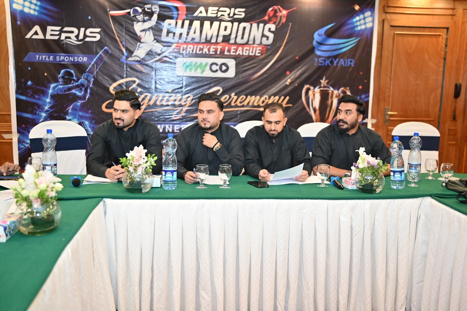 Signing Ceremony Photo 11